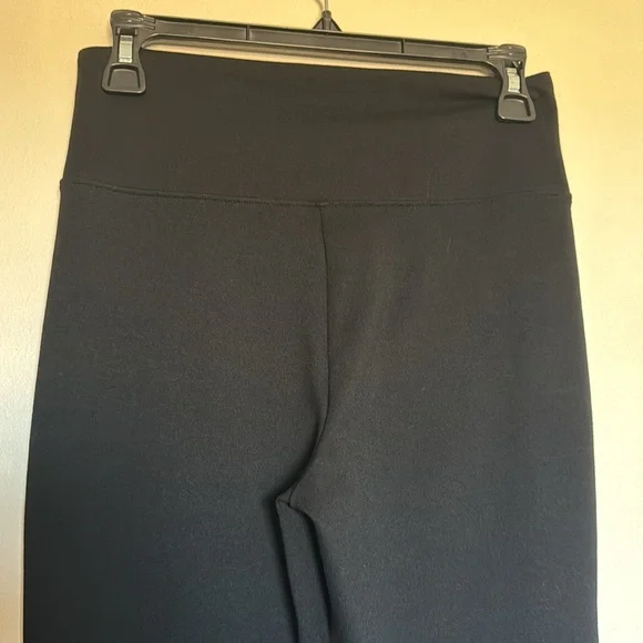 Assets By SPANX Seamed Leggings - Picture 4 of 4